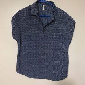 Mountain khakis blue dotted top